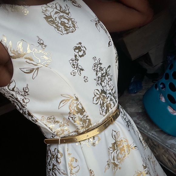 Cream colored white and gold dress with gold belt size small! worn once - Picture 2 of 5